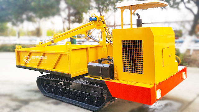 履带式运输吊车