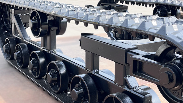 1米8长履带底盘