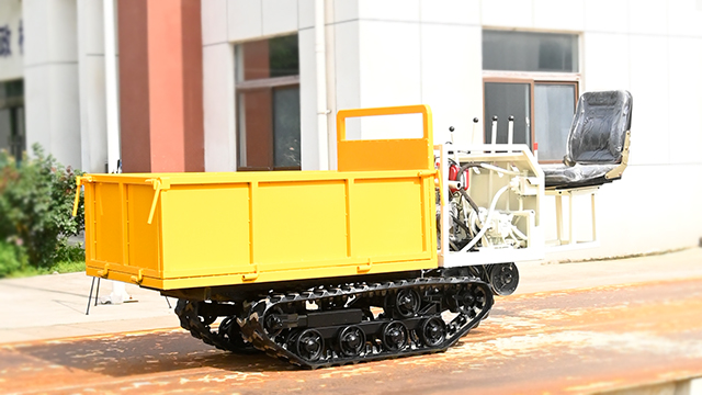 小型手扶履带运输车1