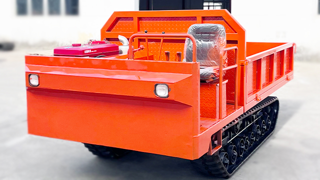 靠爬坡虎履带运输车破地形阻碍-春云机械