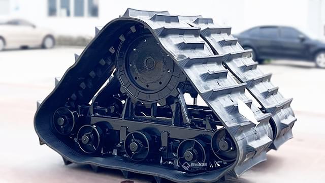 三角底盘 1