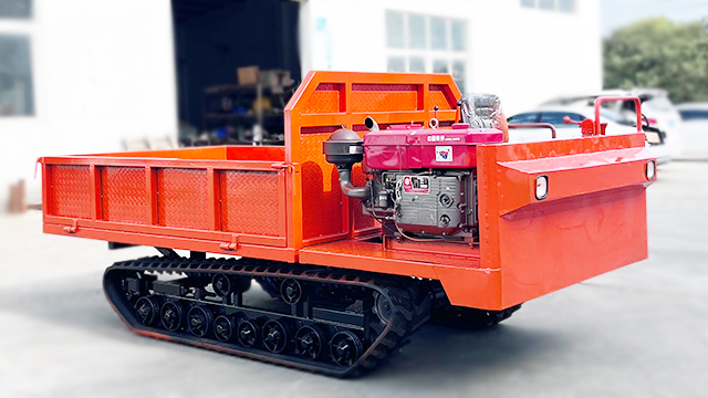 春云全地形运输车履带成从业者运输好利器！