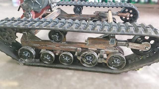 长1米7变速箱底盘