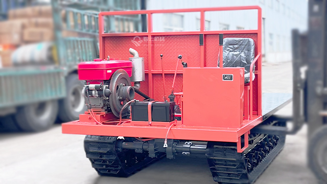 平板履带运输车