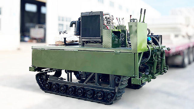 三角机械菠萝履带车