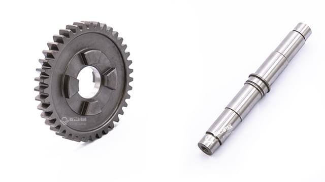 18变速箱配件中央转动齿轮