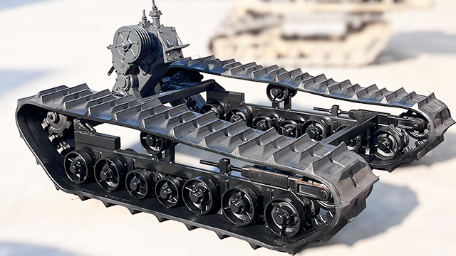 宽履带底盘成履带车全地形作业硬核装备-春云机械